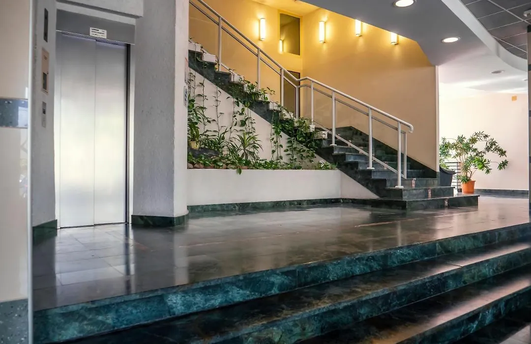 CKS Warszawa (Centrum Konferencyjno-Szkoleniowe CS Natura Tour)-1
